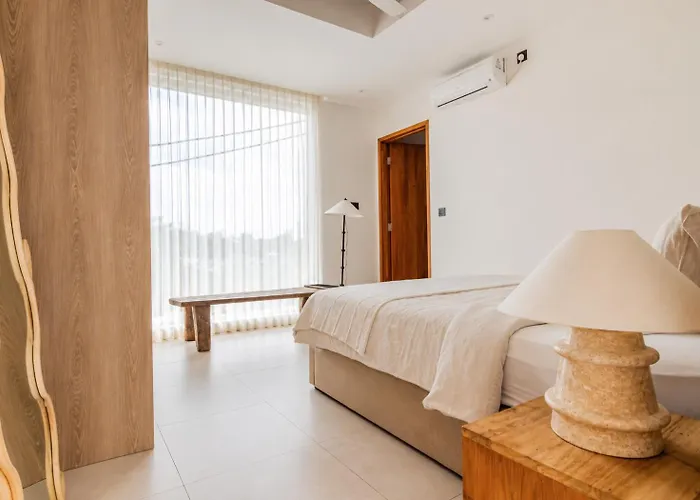 Sanctuary 5 Bali Private Pool & Sunset Luxury Retreat Villa
